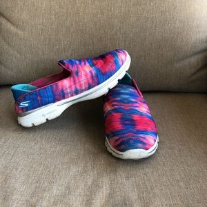 Skechers/ Go Walk Joy 14053